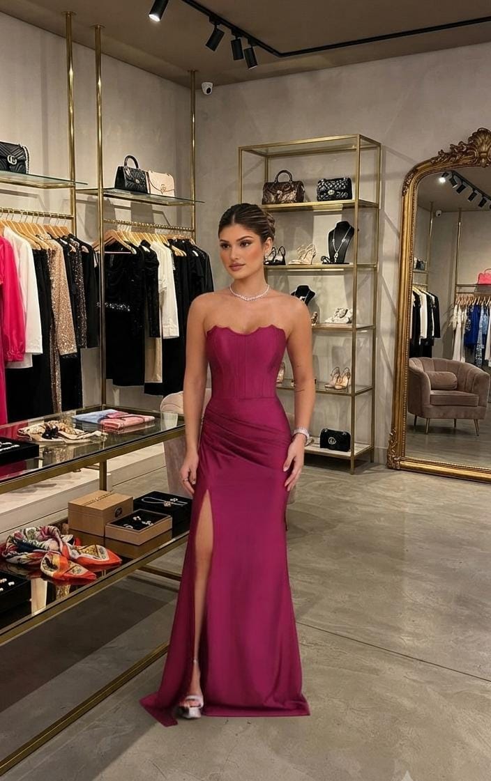 Vestido Longo em Prada Tomara que Caia Ondulado Fúcsia